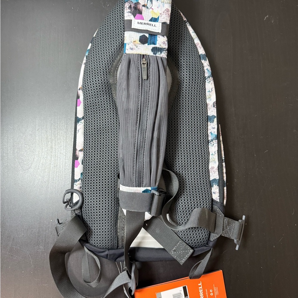Merrell Multicolor Sling Backpack - Picture 4 of 5